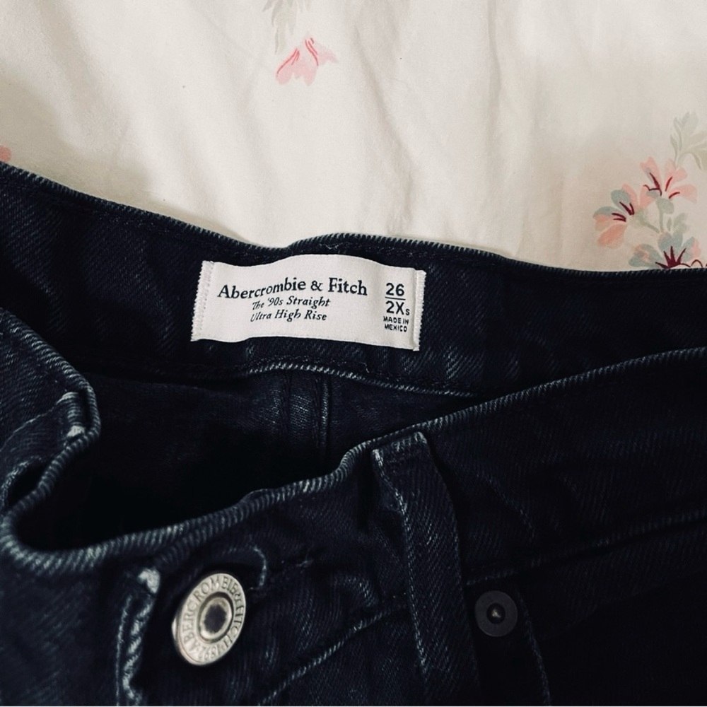 Abercrombie & Fitch Black Jeans - Picture 3 of 4
